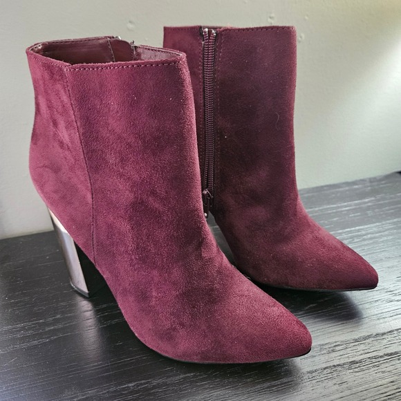 Charlotte Russe Vanna Burgundy Suede Pointed Toe Block Heel Booties Size 8 - Picture 2 of 9